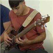 Clases de bajo eléctrico en Acoyte y Rivadavia! Subte linea A